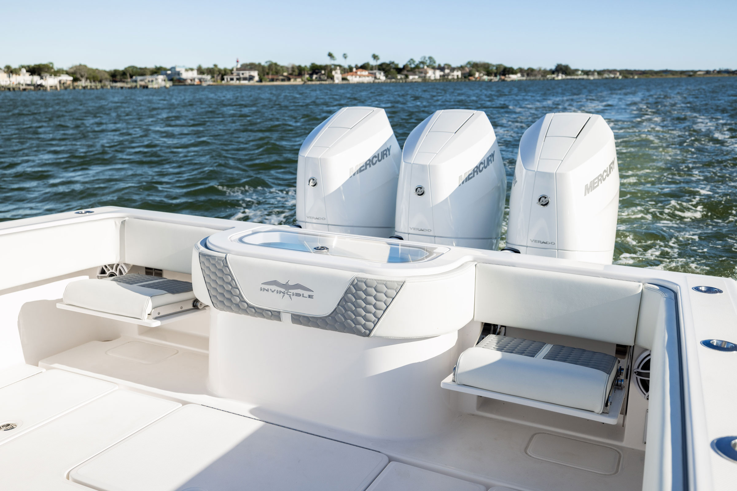 Invincible 39' Monohull Center Console Boat