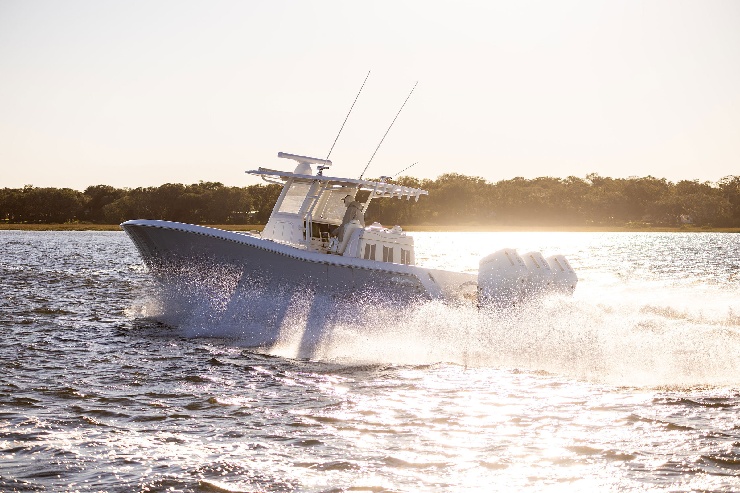 Invincible 39' Monohull Center Console Boat