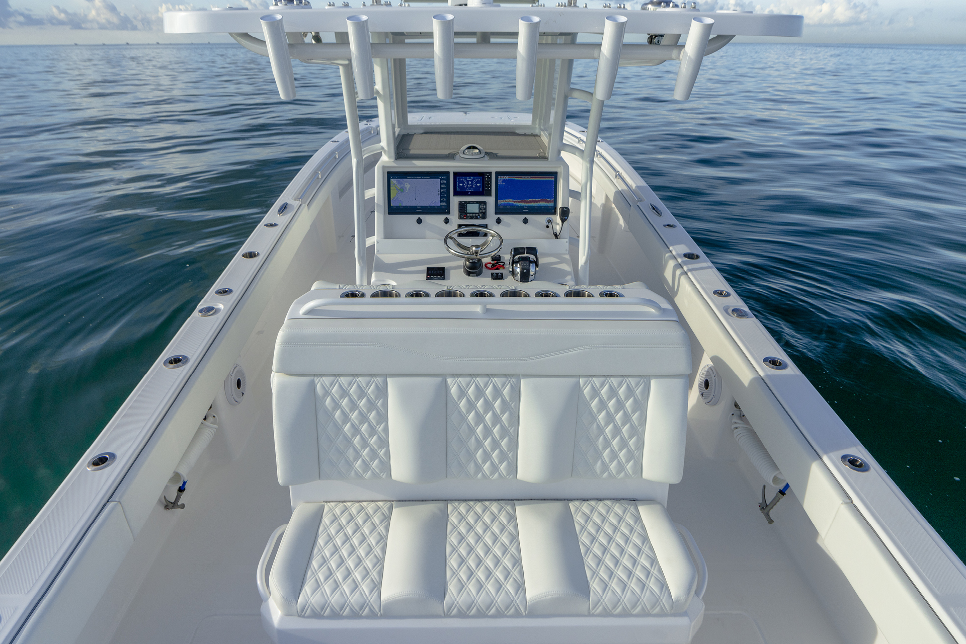 33 foot invincible catamaran