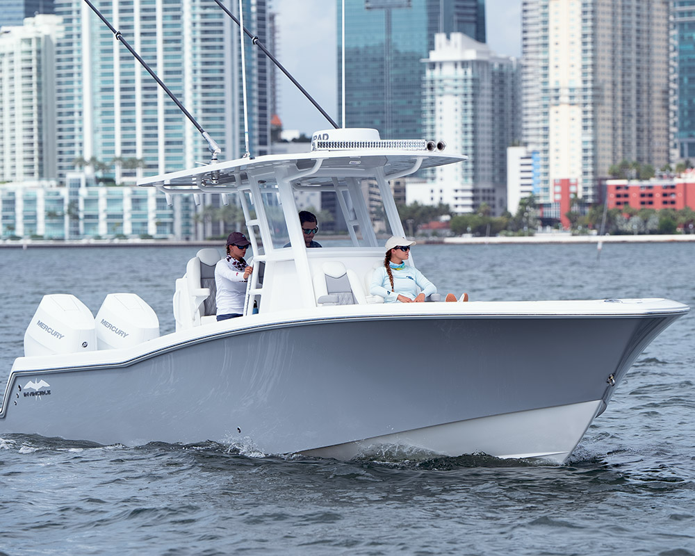 33' Open Fisherman Center Console by Invincible